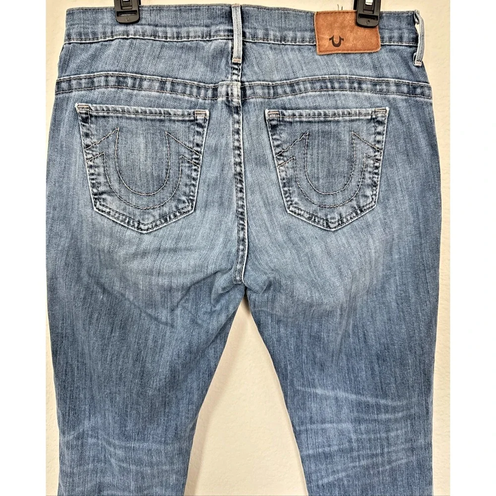 TRUE RELIGION Jeans Womens Size 31 Medium/Light Wash Embellished Pockets CHRISSY